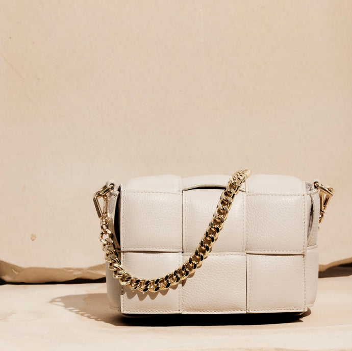 Margot Ivory Leather Woven Bag - Vestirsi