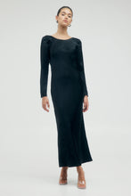 Load image into Gallery viewer, Crush Tie Back Maxi Black | Third Form