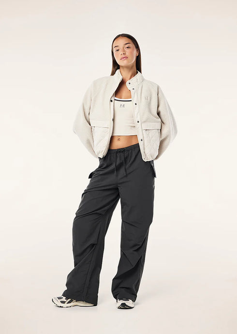 Technique Quilt Jacket in Cloud | P E Nation