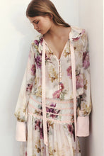 Load image into Gallery viewer, Dahkia Silk Maxi Dress Fleur De Lune / Hansen and Gretel
