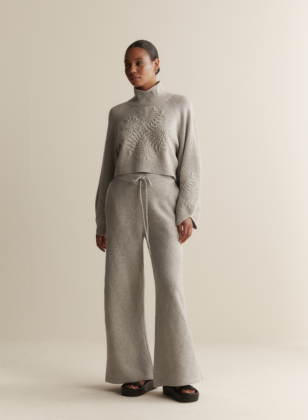 Elizabeth Wool Quilt Knit Pant, Grey | Joslin
