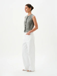 Ernest Vest | ROAME