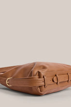 Load image into Gallery viewer, Bella Tan 3-in-1 Convertible Bag | Vestirsi
