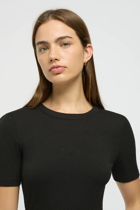 Core Short Sleeve Top Black / Friend of Audrey