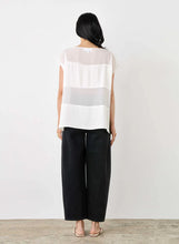 Load image into Gallery viewer, Panel Blouse White / Esmaee