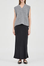 Load image into Gallery viewer, The Fluffy Knit Best - Charcoal / Friend of Audrey