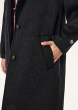 Load image into Gallery viewer, Definition Coat Black /PE Nation