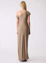 Load image into Gallery viewer, Concourse Maxi Dress, Truffle | Esmaee