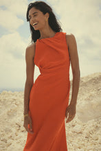Load image into Gallery viewer, Dakota Gown Chilli / One Fell Swoop