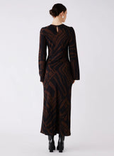 Load image into Gallery viewer, District Maxi Dress | Esmaee