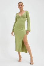 Load image into Gallery viewer, Radiant Knit Dress / Sovere