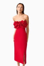 Load image into Gallery viewer, Lila Fitted Midi Dress in Red | Elliatt