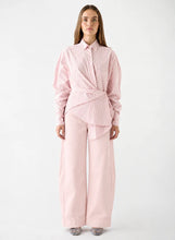 Load image into Gallery viewer, Mayfair Barrel Jean - Ice Pink / Esmaee