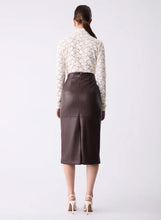 Load image into Gallery viewer, Formation Lace Top | Esmaee