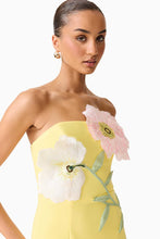 Load image into Gallery viewer, Hope Strapless Midi Dress, Yellow | Elliatt