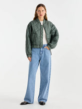 Load image into Gallery viewer, Magnolia Quilted Jacket Olive / Ena Pelly