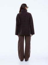 Load image into Gallery viewer, Jayla Teddy Jacket Chocolate | Ena Pelly