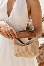 Load image into Gallery viewer, Jess Mini Tan Raffia Pouch | Vestirsi
