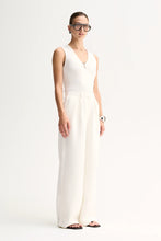 Load image into Gallery viewer, Lindsay Knit Top White | Elka Collective