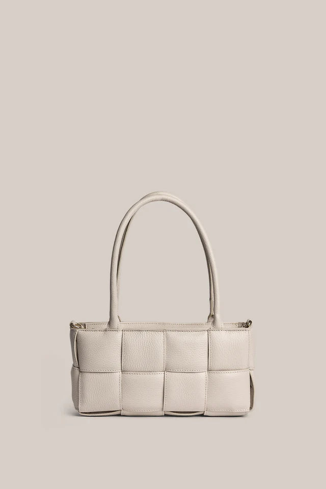 Margot Ivory Leather Woven Baguette | Vestirsi