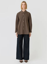 Load image into Gallery viewer, Mayfair Shirt, Espresso | Esmaee