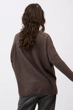Load image into Gallery viewer, Margot Vee, Espresso | Mia Fratino