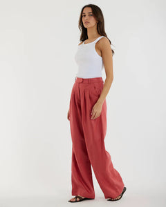 Mia Pant Cerise