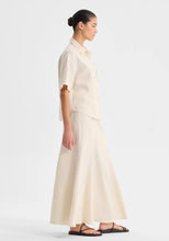 Load image into Gallery viewer, Maisey Linen Shirt Ecru | Morrison