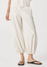 Load image into Gallery viewer, Evie Pant Stripe / Morrison