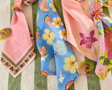 Load image into Gallery viewer, Flower Chain Embroidered 4P Napkin Set | Kip &amp; Co