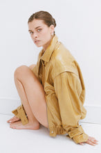 Load image into Gallery viewer, Petite Thick Huggies 8MM, White Gold | Porter