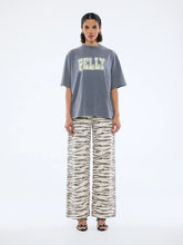 Load image into Gallery viewer, Pelly World Tour Tee