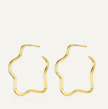 Load image into Gallery viewer, Darcy Hoops Petite | Avant Studio