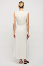Load image into Gallery viewer, Lilibert Linen Dress White / Friend of Audrey