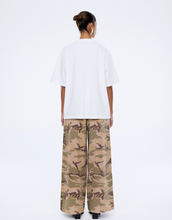 Load image into Gallery viewer, Coral Foral Tee | Ena Pelly