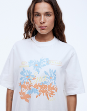 Load image into Gallery viewer, Vintage Floral Tee | Ena Pelly
