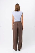 Load image into Gallery viewer, Quiet Force Top | MOSSMAN