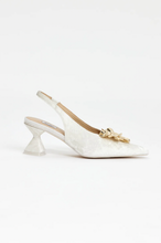 Load image into Gallery viewer, Vondershire Heel | Acler