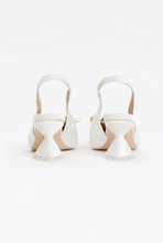Load image into Gallery viewer, Vondershire Heel | Acler