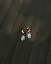 Load image into Gallery viewer, Freesia Earrings | Amber Sceats