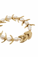 Load image into Gallery viewer, Calypso Pearl Fish Bracelet | Alemais