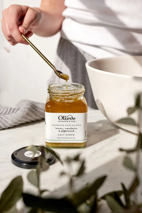 Salt Scrub Jar / Olieve & Olie