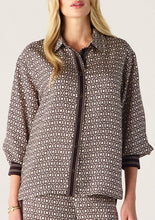 Load image into Gallery viewer, Prismic Print Shirt / MOS the label