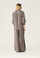 Load image into Gallery viewer, Prismic Print Shirt / MOS the label