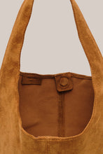 Load image into Gallery viewer, Sienna Tan Suede Hobo | Vestirsi