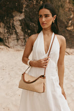 Load image into Gallery viewer, Sloan Tan Raffia Crossbody Clutch | Vestirsi