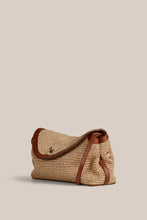 Load image into Gallery viewer, Sloan Tan Raffia Crossbody Clutch | Vestirsi