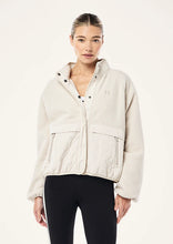 Load image into Gallery viewer, Technique Quilt Jacket in Cloud | P E Nation