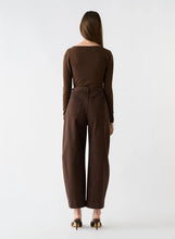 Load image into Gallery viewer, Pinnacle Knit Top Black &amp; Brown / Esmaee