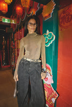 Load image into Gallery viewer, Olympia Top Moss / Mossman